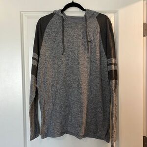 Mens Hollister light weight pull over hoodie